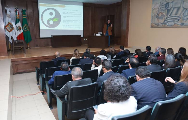 UAEMéx investiga prácticas agrícolas sostenibles para proteger suelos y cultivos en Temascaltepec