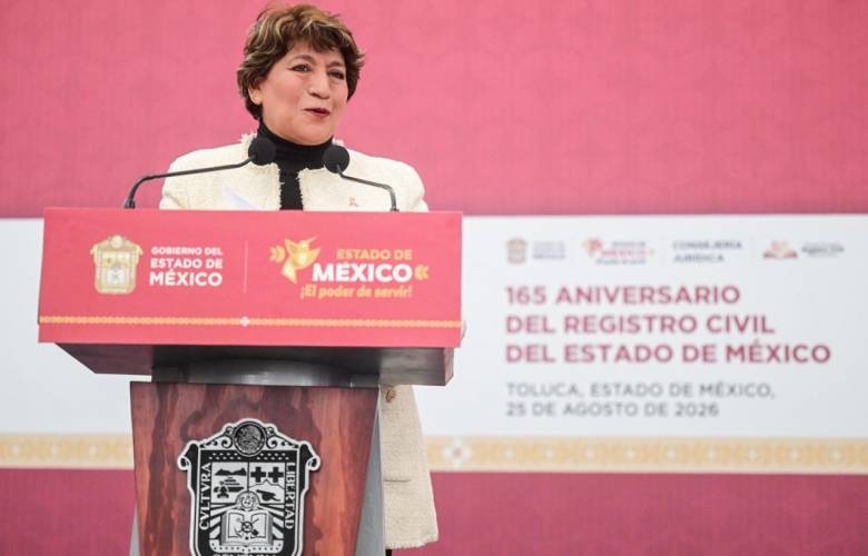 Acerca Delfina Gómez servicios del Registro Civil a comunidades del Edomex
