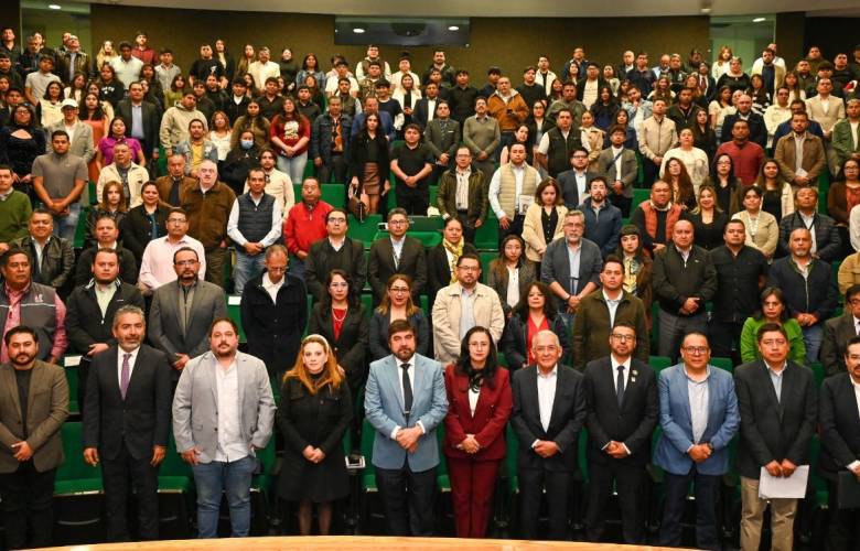 Reúne Gobierno del EdoMéx a especialistas para impulsar ciudades conectadas y sostenibles
