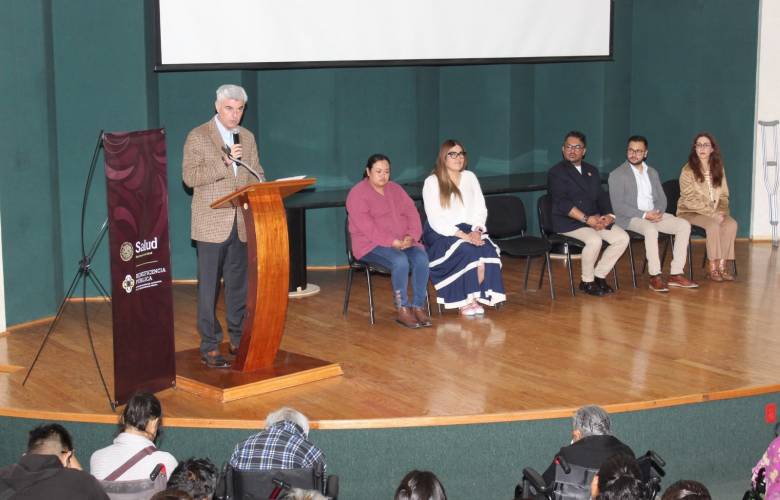 Entrega Edoméx apoyos funcionales y anuncia cirugías gratuitas para personas con discapacidad