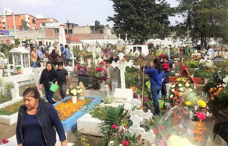 Despliega EdoMéx a 154 verificadores sanitarios en 128 panteones por Día de Muertos