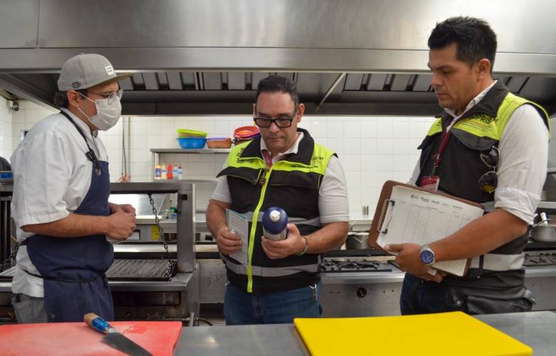 Fortalece Edomex capacitación sanitaria para manejadores de alimentos