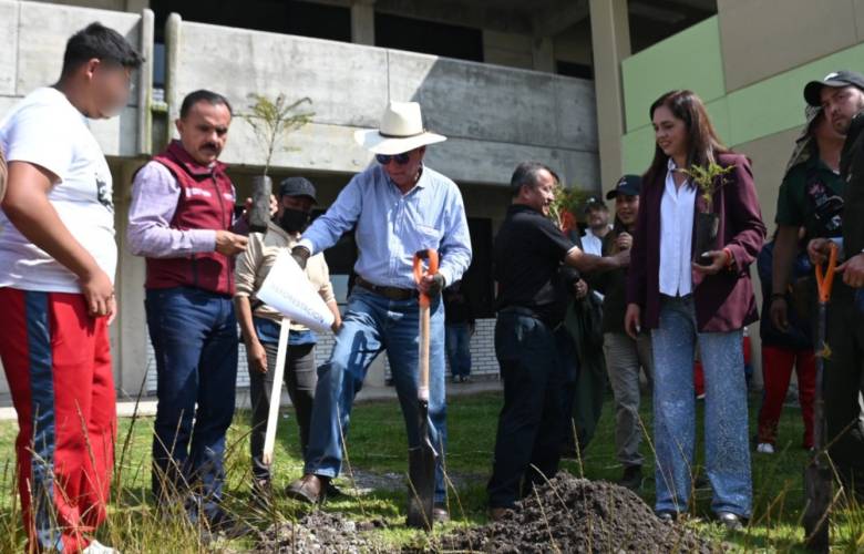 Impulsa Edoméx jornada ambiental en más de 900 escuelas con plantación de 80 mil árboles