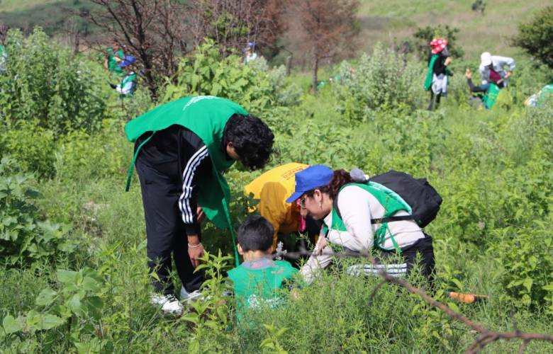 Convoca Delfina Gómez a reforestar el EdoMéx con más de cuatro mil árboles en Temoaya