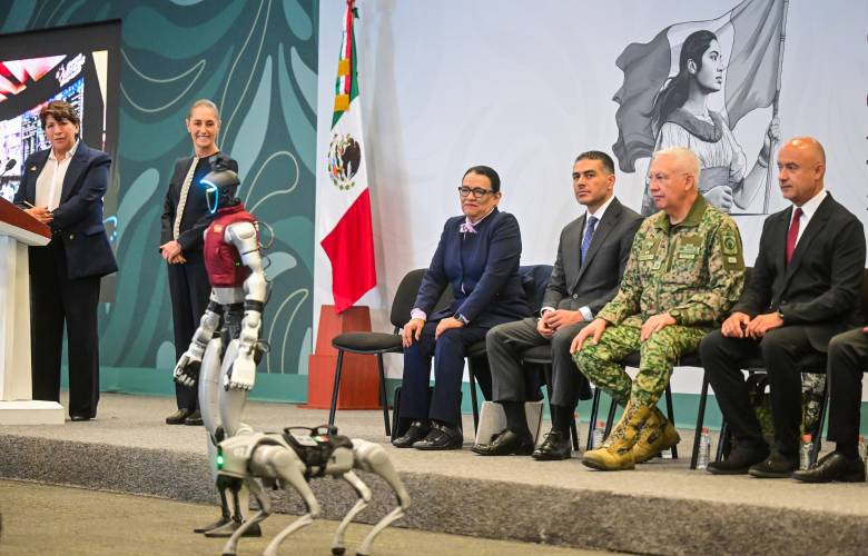 Presentan Edomex robots con inteligencia artificial para reforzar labores de seguridad en el C5