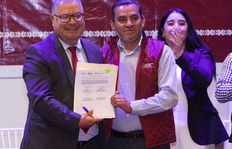 Ofrece Gobierno del EdoMéx mayores oportunidades de capacitación y autoempleo con firma de convenio entre ICATI y 15 municipios