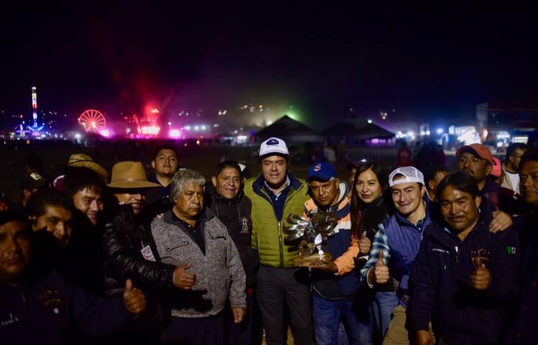 Ganan pirotécnicos de Almoloya de Juárez primer lugar en Concurso Nacional de Castillería