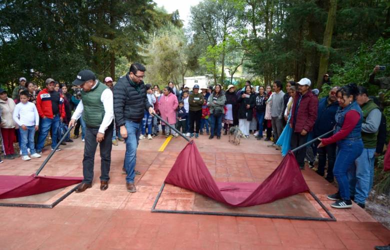 Conecta Adolfo Solís comunidades rurales con más obras viales en Almoloya de Juárez