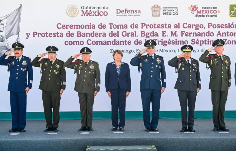 Asiste Delfina Gómez a toma de protesta de mandos militares en Santa Lucía y refuerza coordinación en seguridad