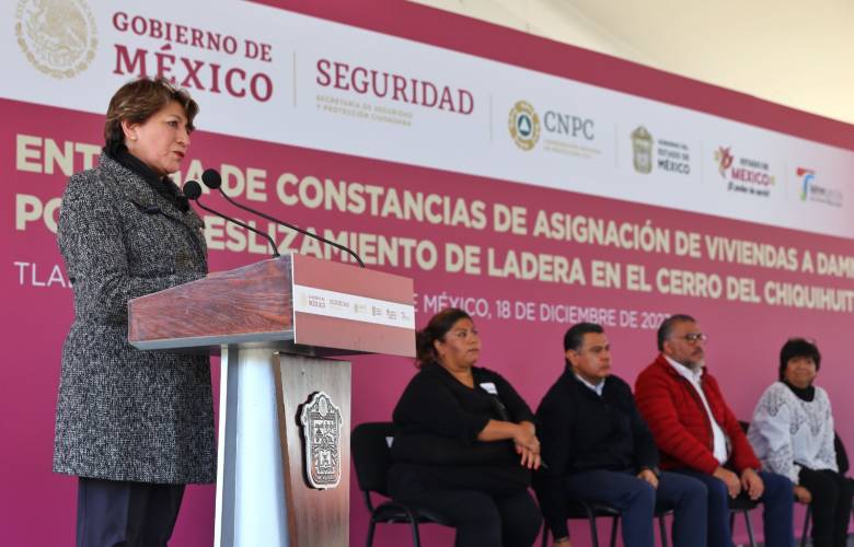 Entregó Delfina Gómez 210 viviendas a familias damnificadas por el desgajamiento del Cerro del Chiquihuite