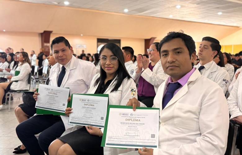 Concluyen 186 residentes su formación en el IMSS Estado de México Poniente