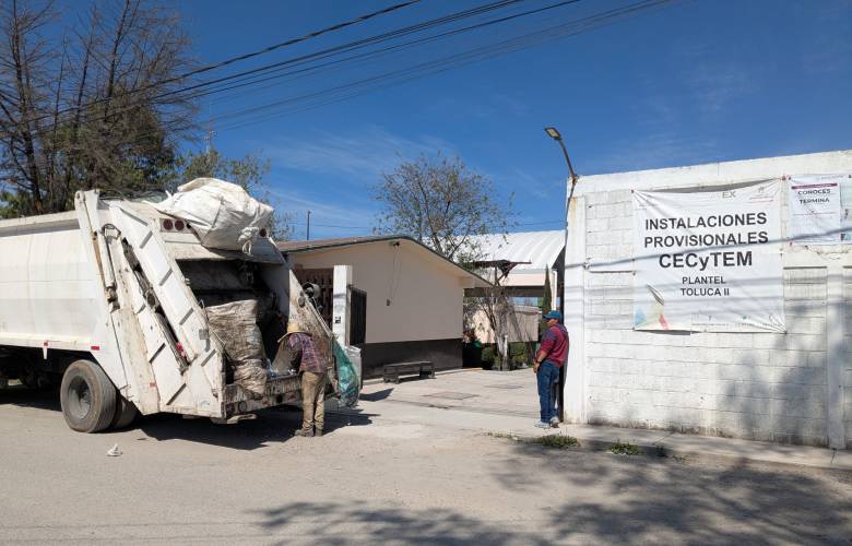 Atiende Toluca problemática de basura en escuelas de La Constitución