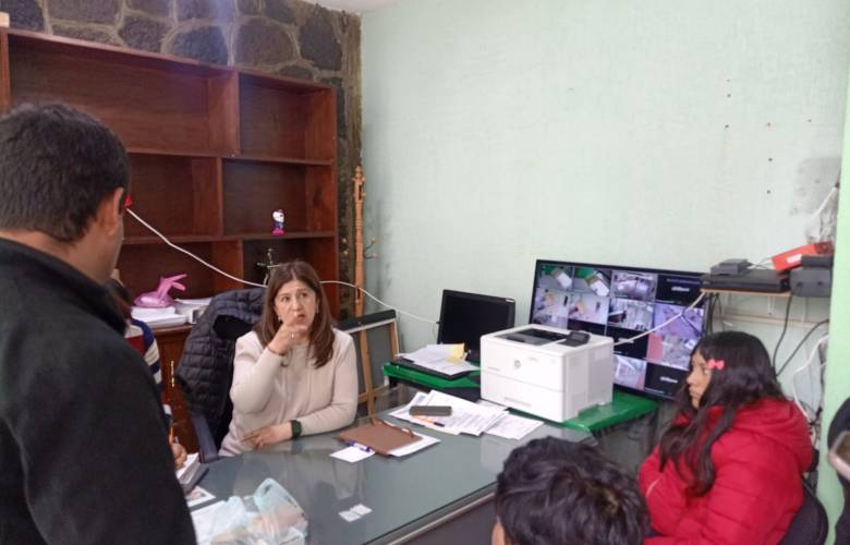 Detiene Policía Municipal de Almoloya de Juárez a tres menores por presuntas sustancias ilícitas en secundaria