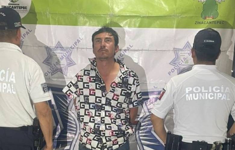 Detienen a hombre armado que amenazó al personal de una iglesia en Zinacantepec