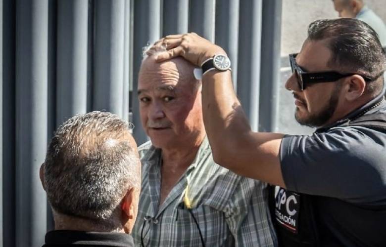 Presentan a exgobernador de Baja California ante juez por acusaciones de delincuencia organizada