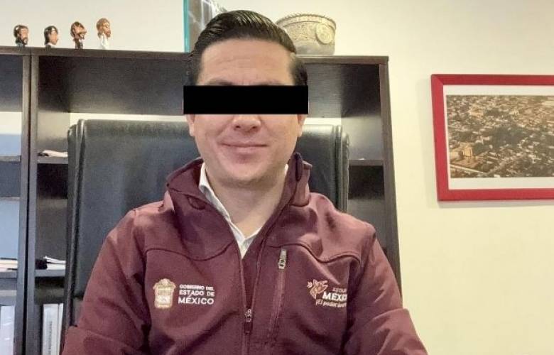 Detienen a exfuncionario por presunta red de plazas docentes irregulares en Edomex
