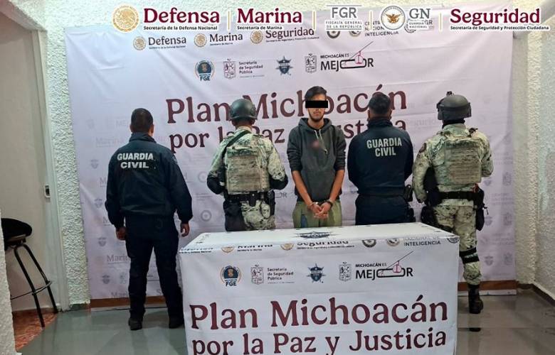 Autoridades detienen a 7 personas y aseguran artefactos explosivos improvisados, en Michoacán 