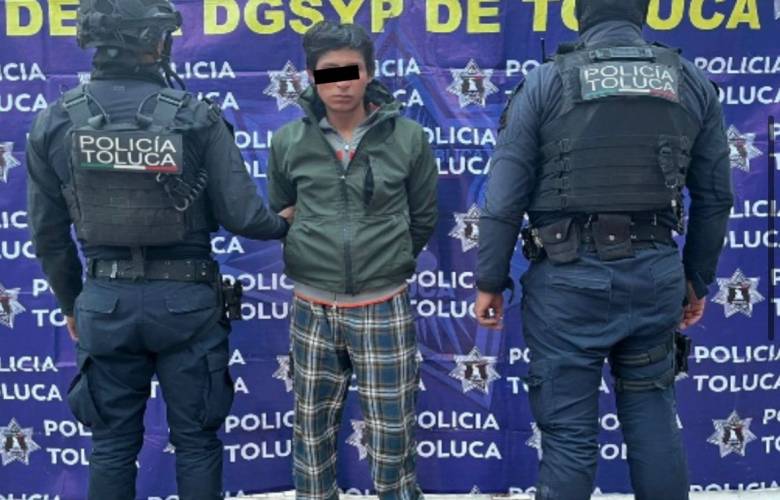 Refuerza Toluca operativos y detiene a cinco personas por narcomenudeo y robo de motocicletas