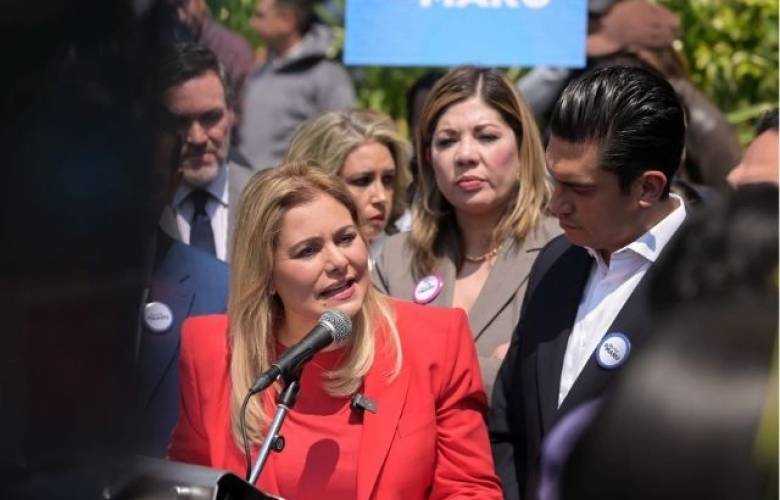 Comparece Maru Campos ante la FGR y rechaza declarar por contar con fuero