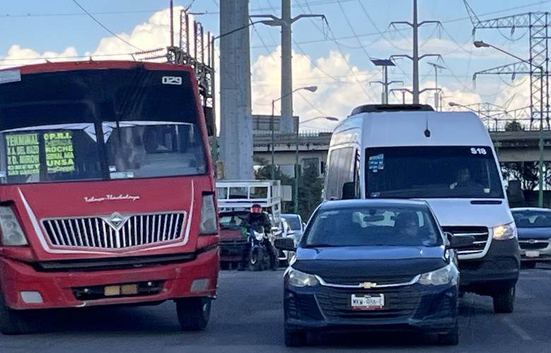 Llegó el tarifazo de media noche: Aumenta de $12 a $14 parada mínima 