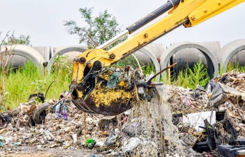 Retira Gobierno del Estado de México 15 toneladas de basura del canal de Chimalhuacán