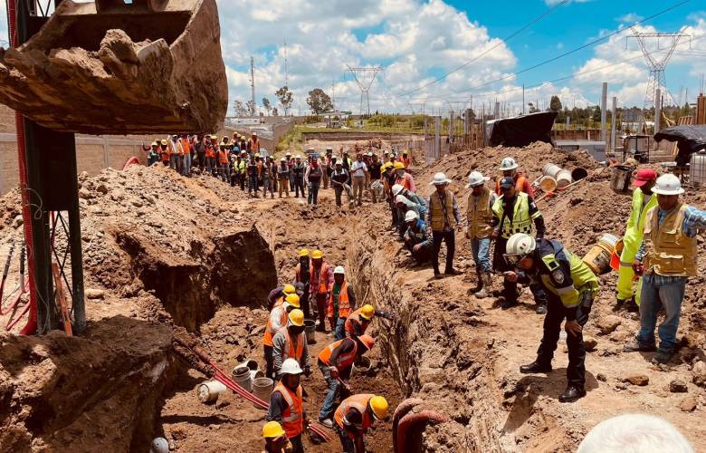 Derrumbe en Construccion en Almoloya de Juárez deja tres muertos y dos lesionados