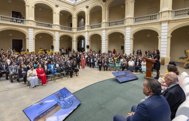 Docentes de la UAEMéx, ejemplo de compromiso con la educación pública