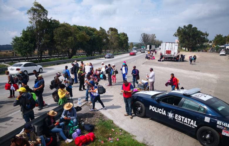Personal de la secretaría de seguridad  continúan brindando apoyo a la caravana migrante