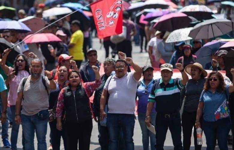 Intensifica la CNTE protestas rumbo al Mundial 2026 y exige paso libre para normalistas de Ayotzinapa