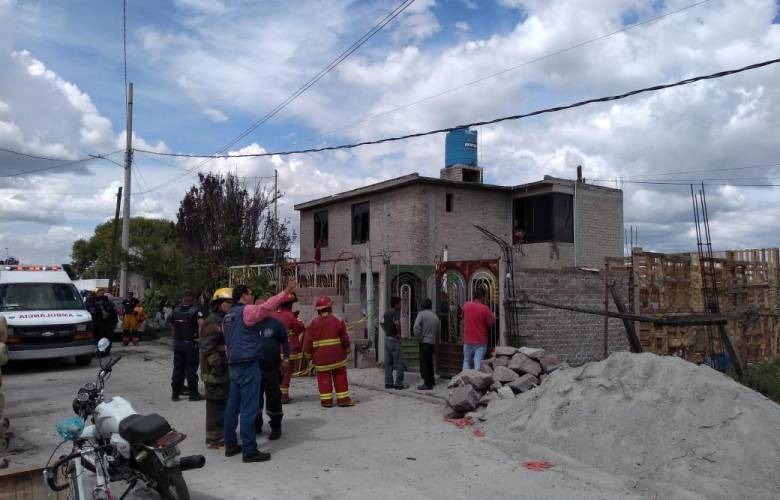 Servicios de emergencia atienden explosión en tultepec 