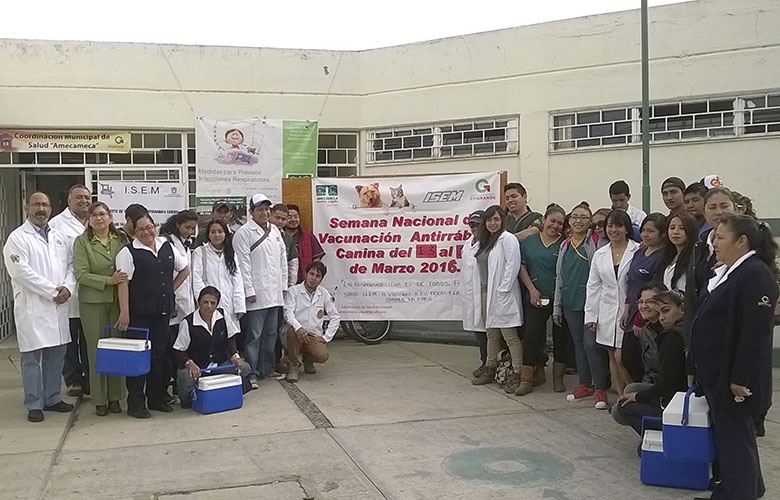 Universitarios aplicaron 18 mil 150 vacunas antirrábicas en oriente de la entidad