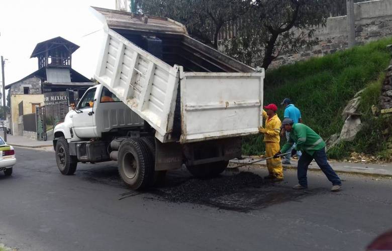 Entrega fernando zamora más trabajos de  pavimentación y repavimentación