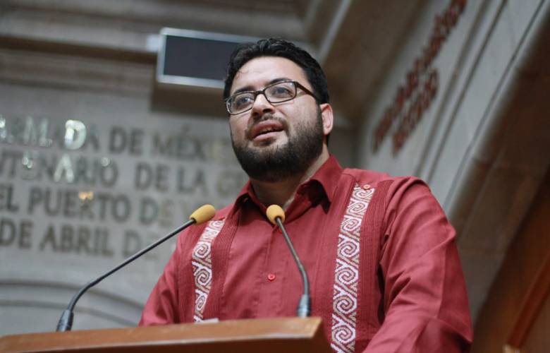 Evade gobierno de Naucalpan responsabilidad por actuar de policías municipales que arrollan a pareja