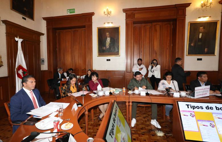 Toluca regularizará antenas de radio y estaciones repetidoras para salvaguardar a la población