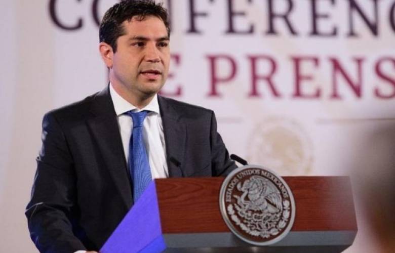 Señalan a titular del SAT por presunta aprobación rápida de asociación vinculada a López Obrador