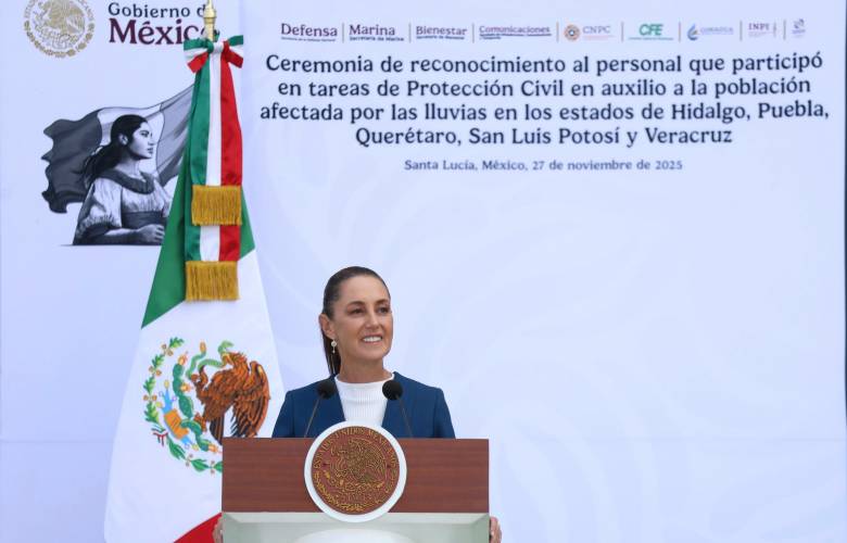 Presidenta Claudia Sheinbaum reconoce a personal que atendió al pueblo de México tras las lluvias intensas 