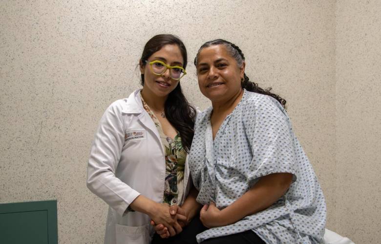 Resiliencia mexiquense: Ángela, paciente del ISSEMYM que superó el cáncer de mama