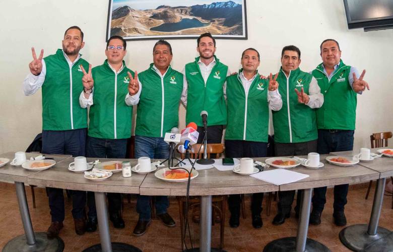 Líderes políticos de Calimaya se suman al PVEM