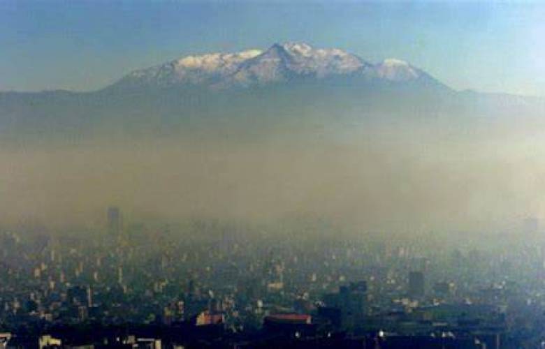 Alerta por contaminación en el Estado de México: Calor extremo y riesgos para la salud.
