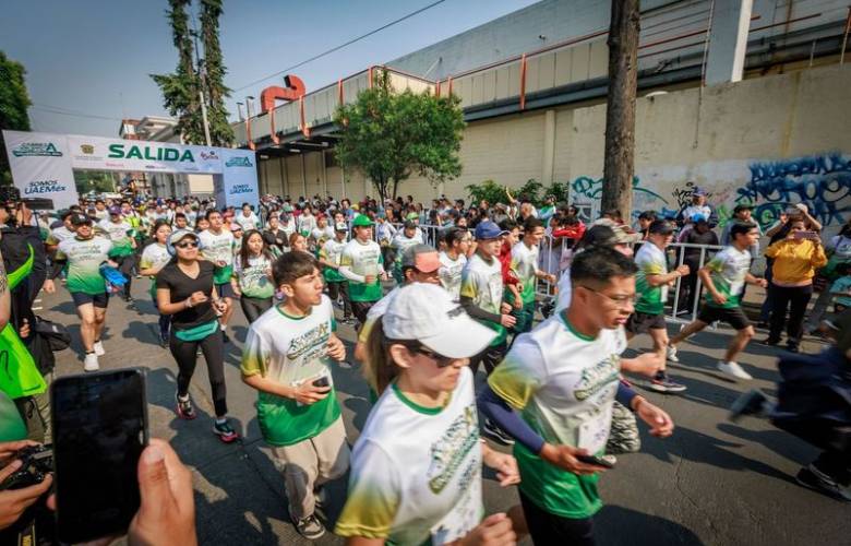 Fortalece UAEMéx promoción de actividad deportiva con Caminata y Carrera Atlética Universitaria 2024