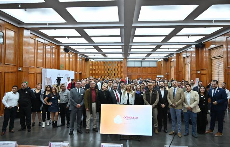 Impulsa Jennifer González detección de neurodivergencias y adicciones