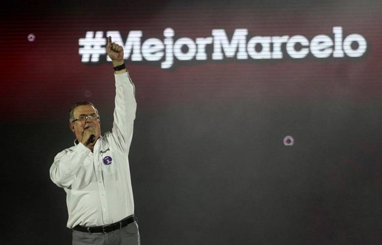 Marcelo Ebrard se compromete a no fallarle a la gente ante una Arena Ciudad de México a reventar