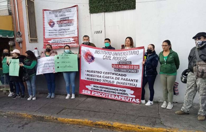 Denuncian por fraude a escuela privada de Toluca que no expide Títulos