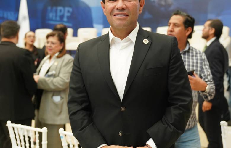 Propone Enrique Vargas en el Senado, eliminar intereses desproporcionados en créditos bancarios y comisiones por pago con medios electrónicos 