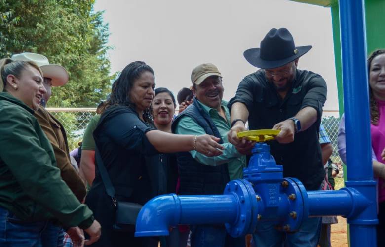Entrega Almoloya de Juárez tanque elevado y garantiza acceso equitativo al agua