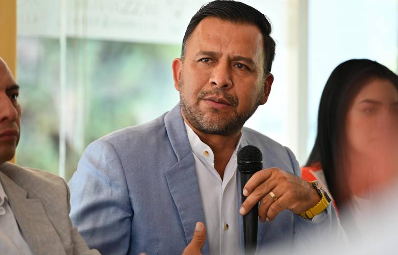 Agustín Barrera llama a refundar el PRD Edomex con la participación de todos sus cuadros
