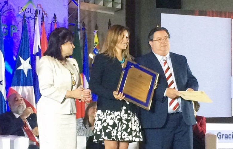 Reconocen a redalyc de uaem por papel en desarrollo y conocimiento de producción científica