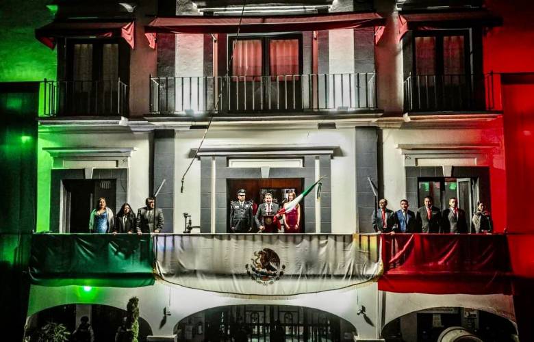 Festeja Ixtlahuaca los 213 años de la independencia de México 