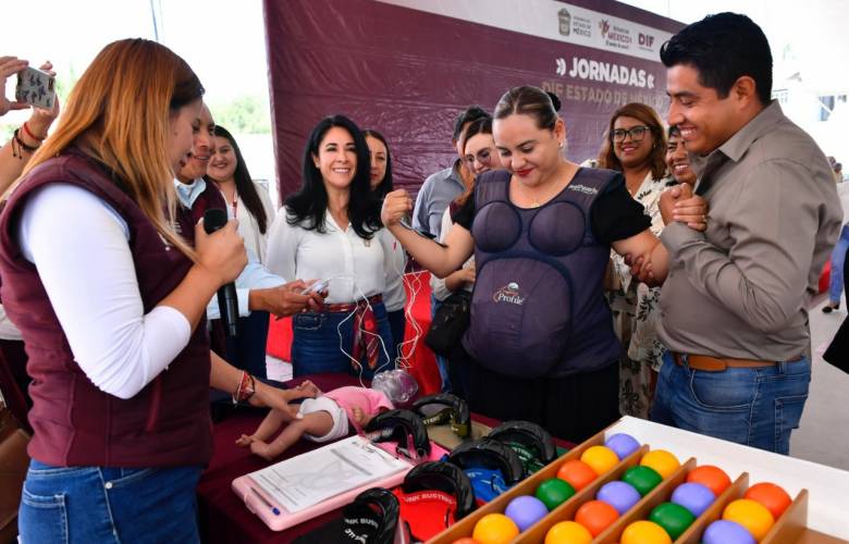 Entrega Gobierno del EdoMéx más de 339 mil métodos anticonceptivos en jornadas DIFEM