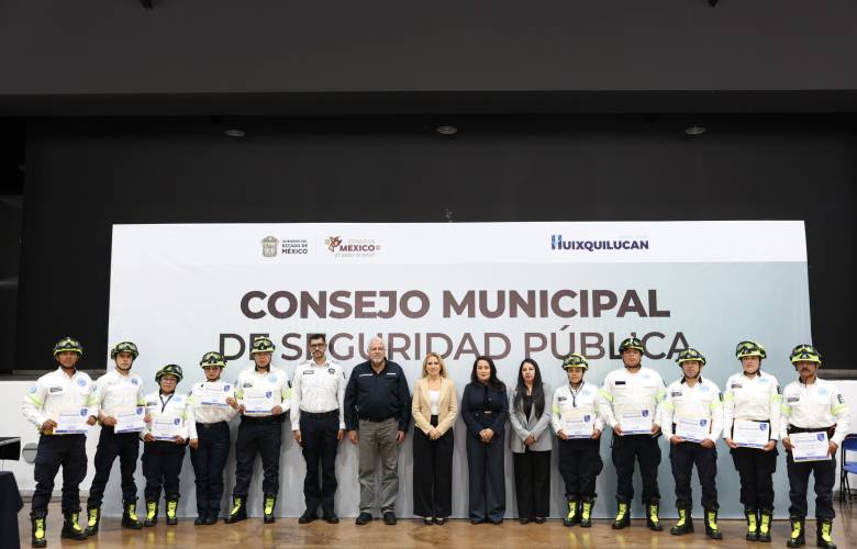 Romina Contreras reconoce a la Unidad de Rescate y lanza campaña para el Mundial 2026